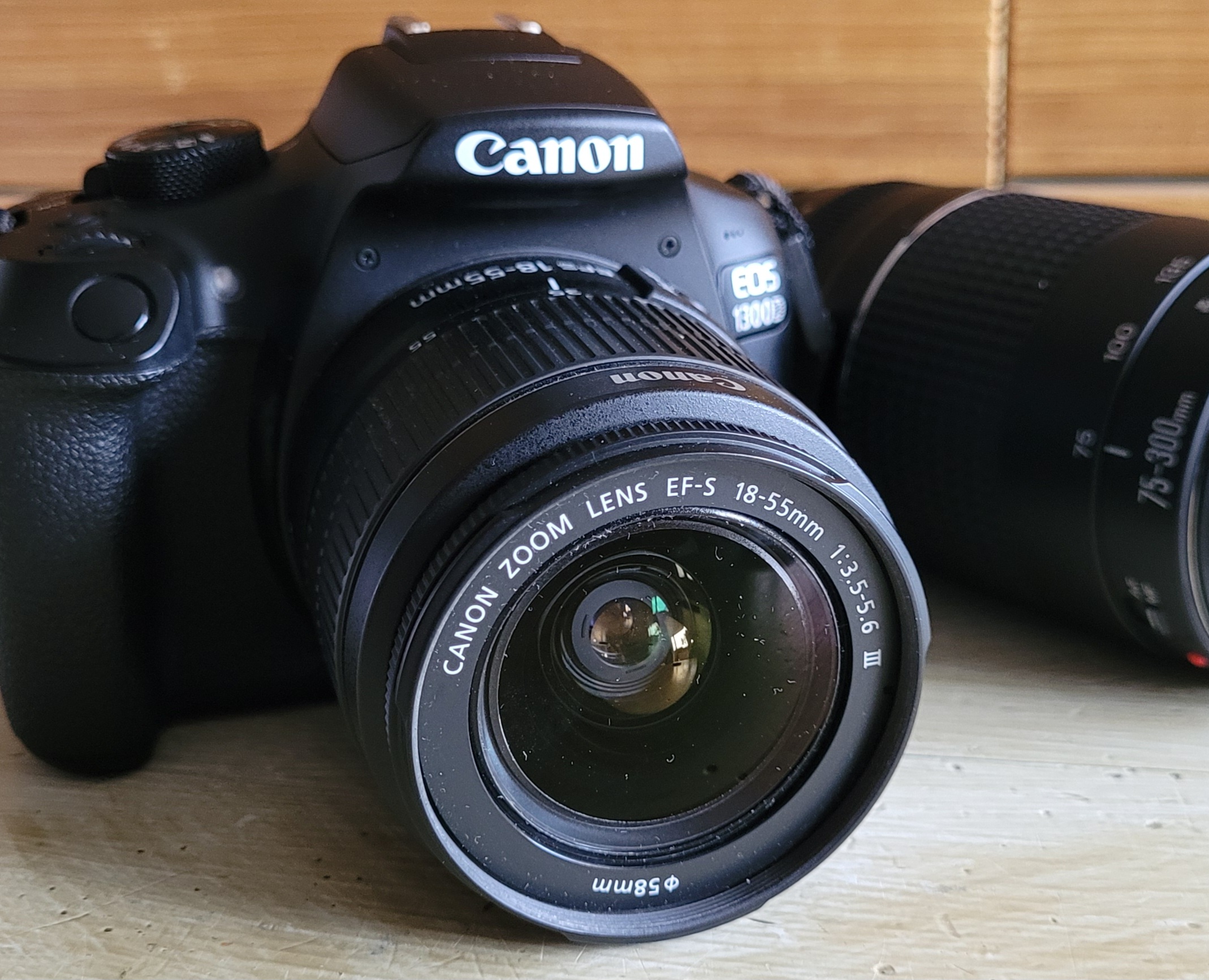 Canon EOS 1300D